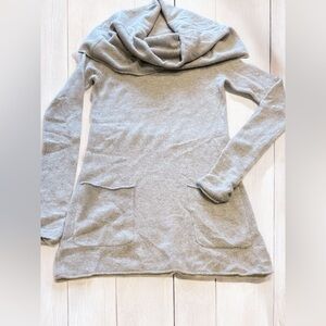 100% Cashmere Cowl Neck Tunic Sweater Gray Long Sleeve Pockets Qi Saks 5th Av XS